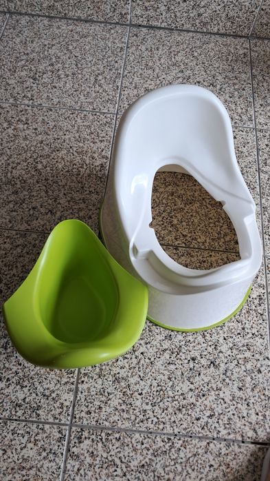 Penicos e adaptadores de sanita para crianças