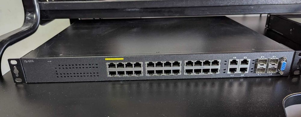 Zyxel GS2210-24HP