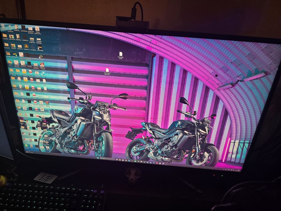 ASUS ROG Strix XG438Q 43” Gaming 4K 120Hz HDR – Impecável