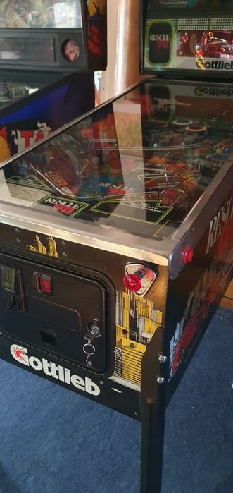 Flipper fliper pinball Rescue 911