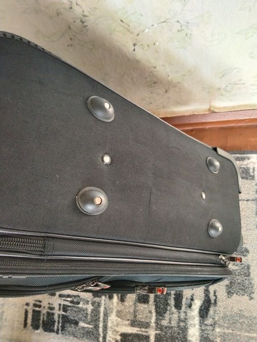 Валіза чемодан велика