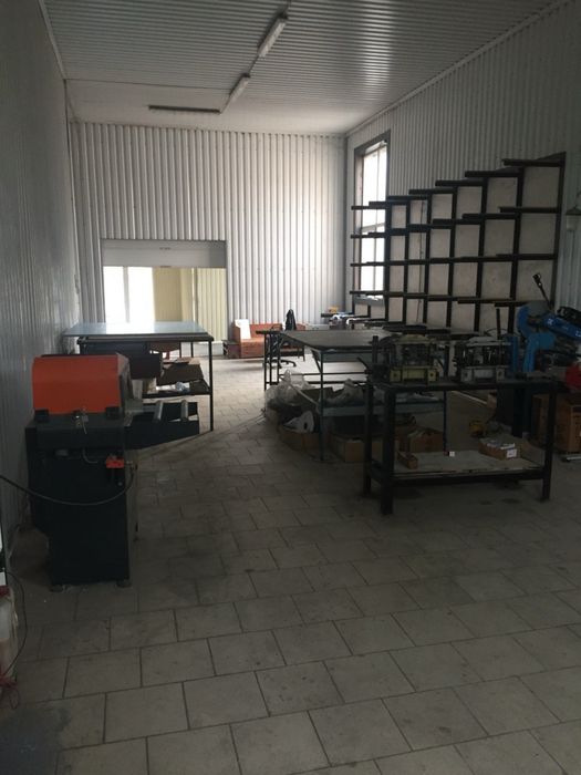 Аренда производственного складского здания по ул.Ландау ( есть свет)