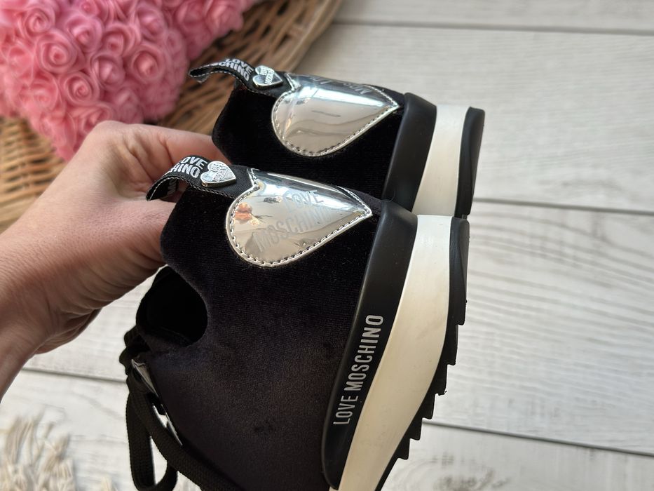 Moschino жіночі