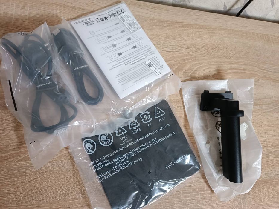 Монітор Samsung ls32a700n