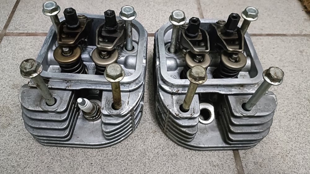 Głowice 38 do silnik Briggs vanguard v-twin wał poziomy tłok 75mm