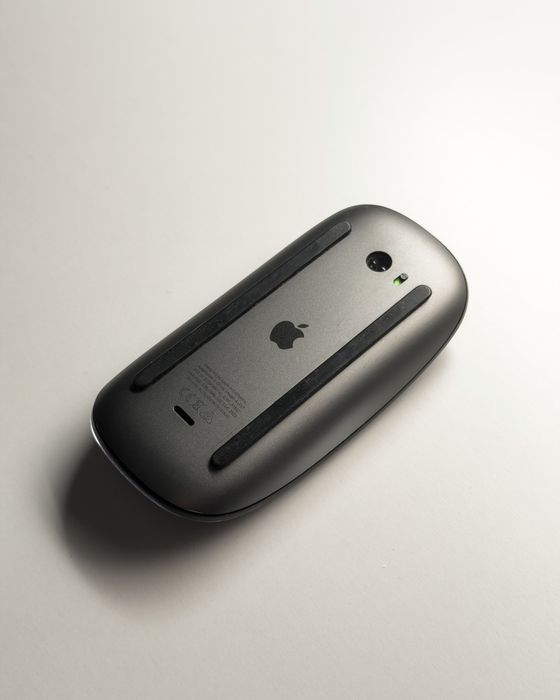 Продам Apple Magic Mouse 2 (Lightning), Space Gray