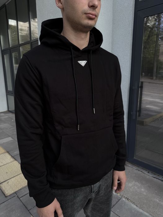 Худі    Prada. .