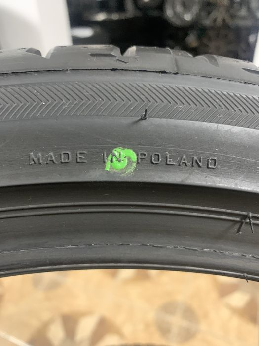 225/40/19 93W Bridgestone POTENZA S001