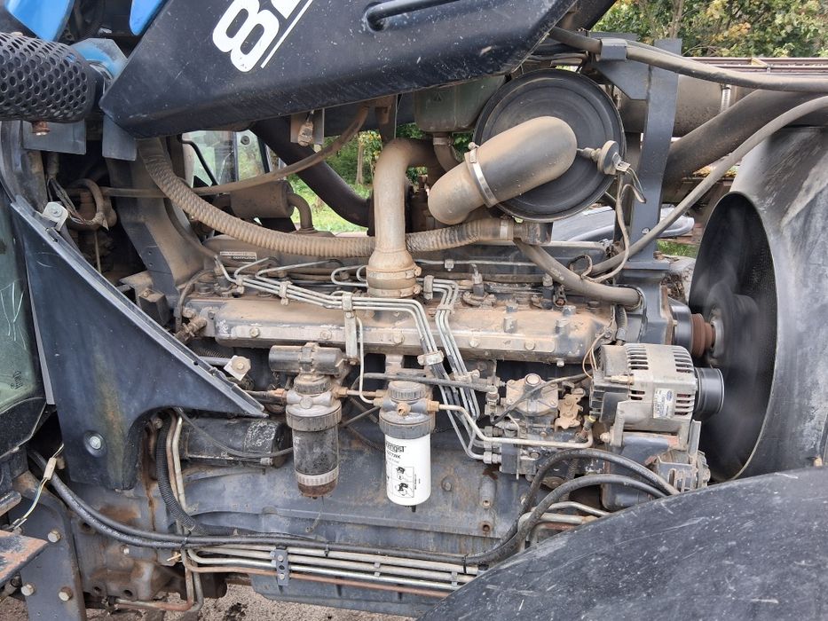 New holland 8260