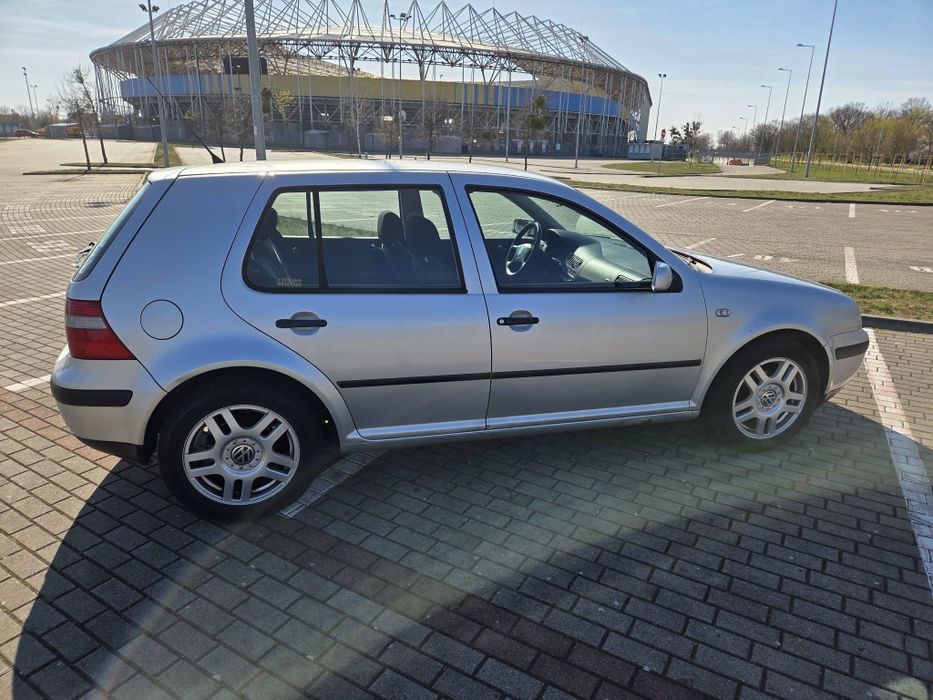 Vw Golf IV, benzynowy, zadbany