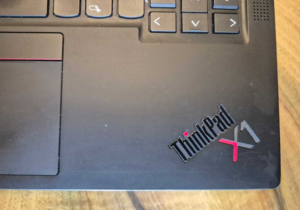 ThinkPad X1 Carbon Gen 9 14-inch i7 16GB 1TB NVME Win 11 Pro