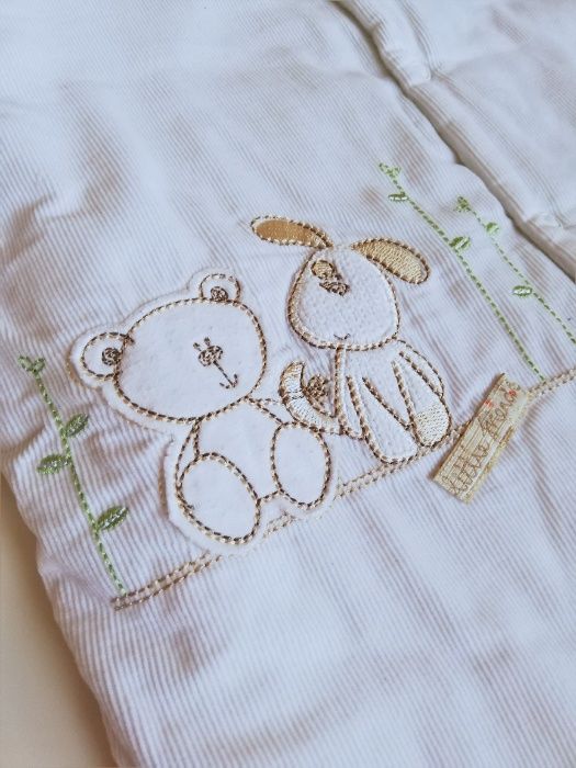 Kombinezon biały uniseks 62 Little Friends Marks & Spencer Chrzciny