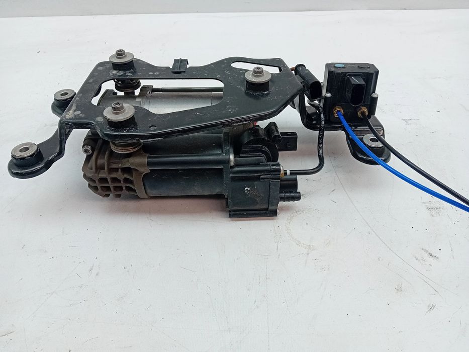 Compressor suspensão BMW X5 (F15, F85)