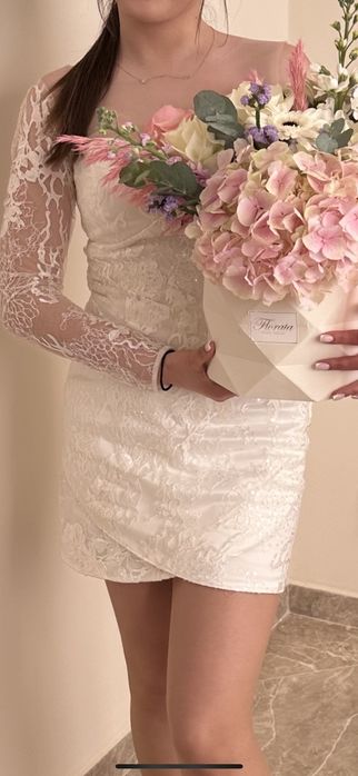 Сукня біла, розмір s