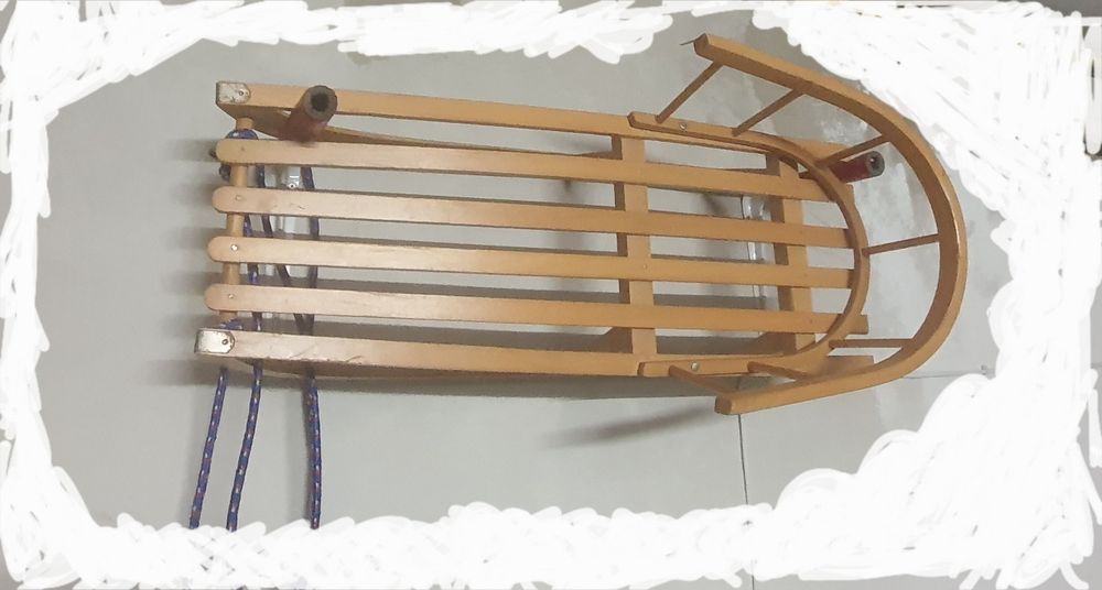 Sanki z oparciem dla dziecka