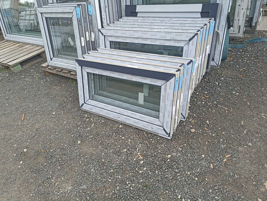 Okno pcv 100/50 antracyt