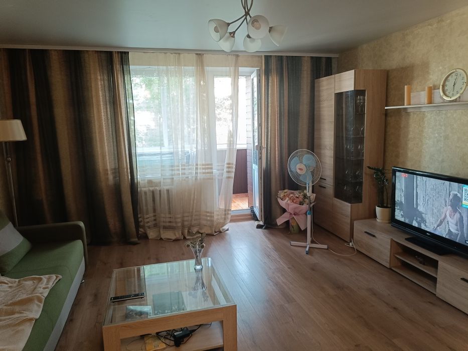 Продам терміново 3кім.квартиру   бульвар Незалежності в Броварах.