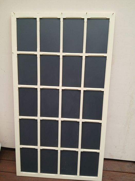 Płotek zabudowa drewniana.