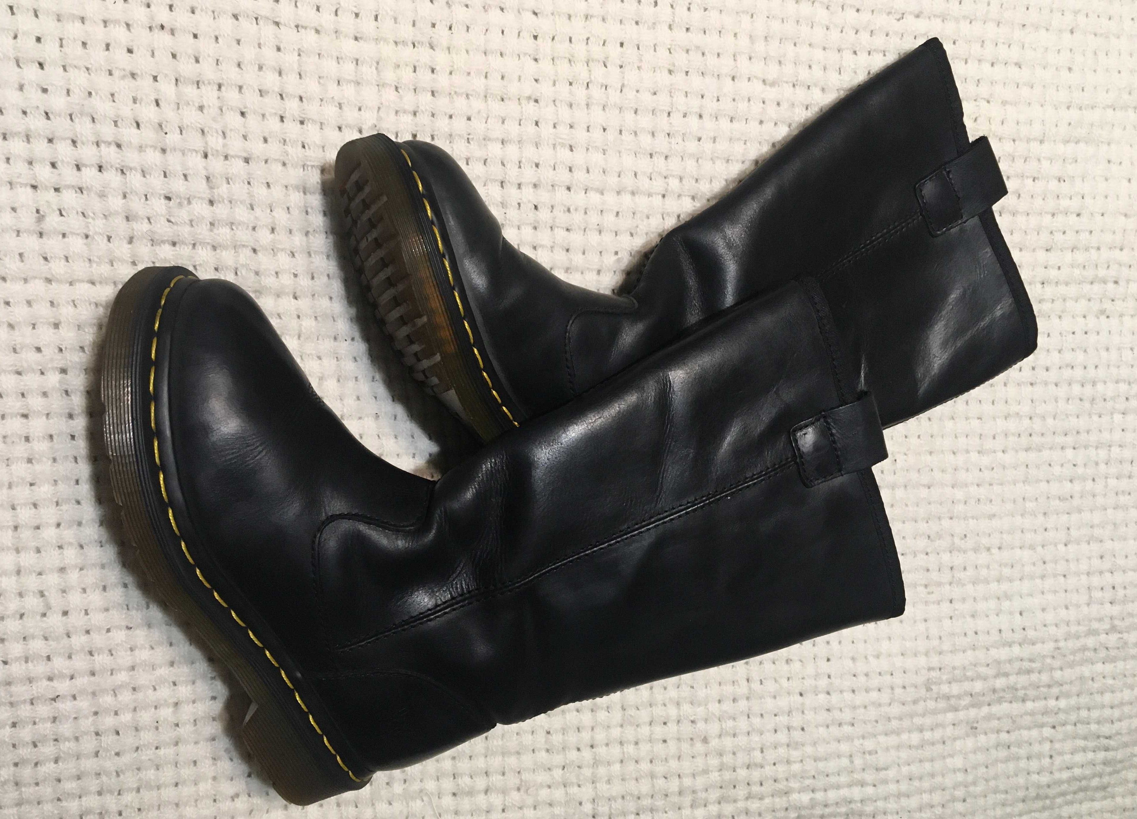dr. martens jenny