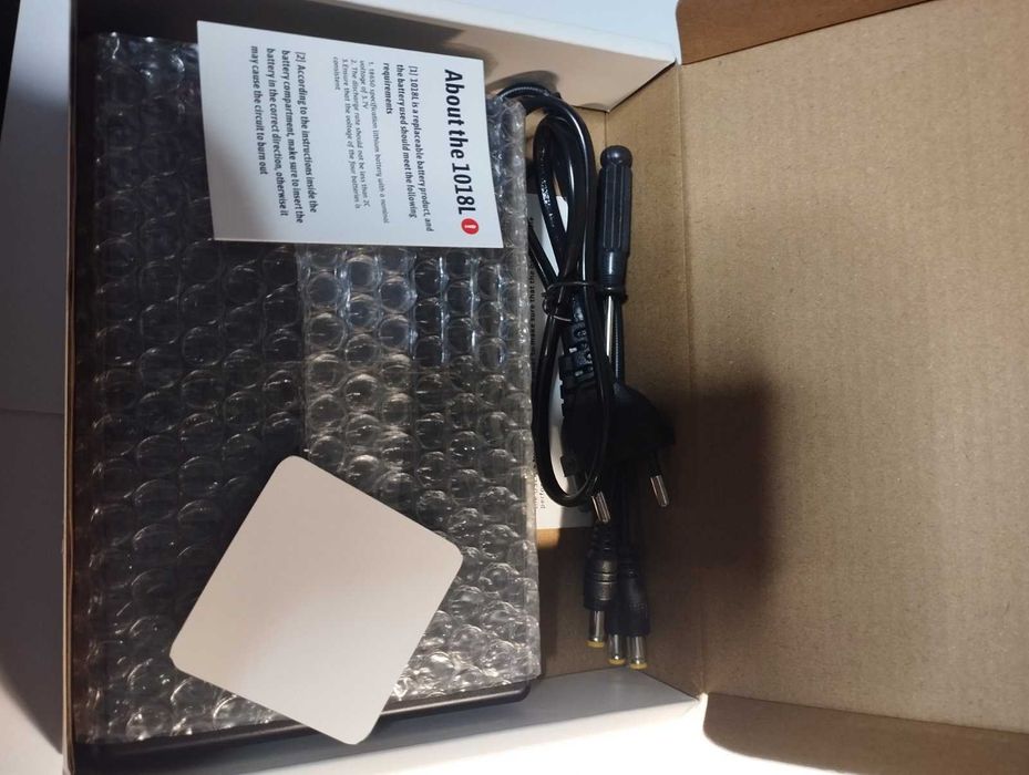 Ибп для роутера 1018 с акамуляторами 18650