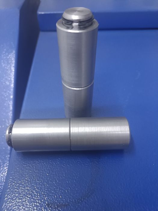 Zawiasy toczone zabezpieczenie