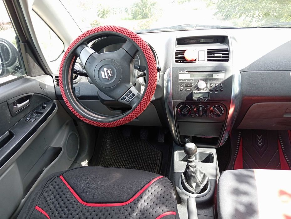 Samochód Suzuki SX4