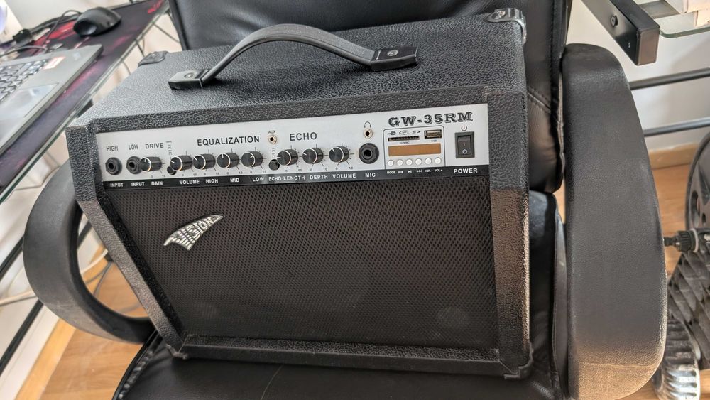 Amplificador guitarra GW35-RM 65W(30RMS)