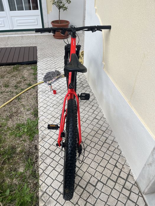Bicicleta BTT Specialized modificada