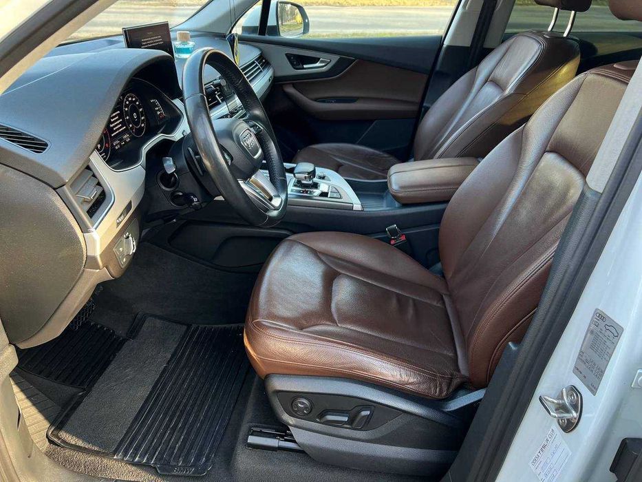 Audi Q7 2017 Офiцiал