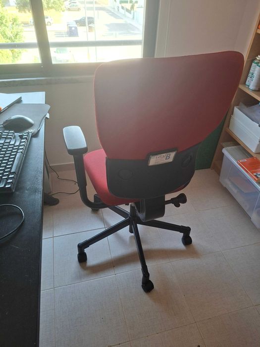 Cadeira de escritório Steelcase Let's B