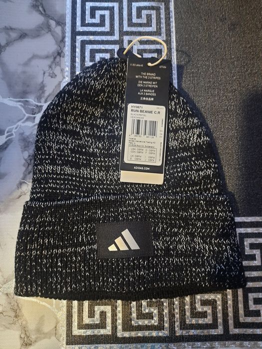 Шапка оригінальна adidas .. one size