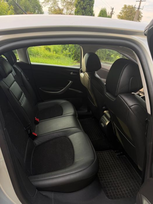 Citroen C5 2015 року дизель 2.0 автомат в ідеальному стані, дуже економна
