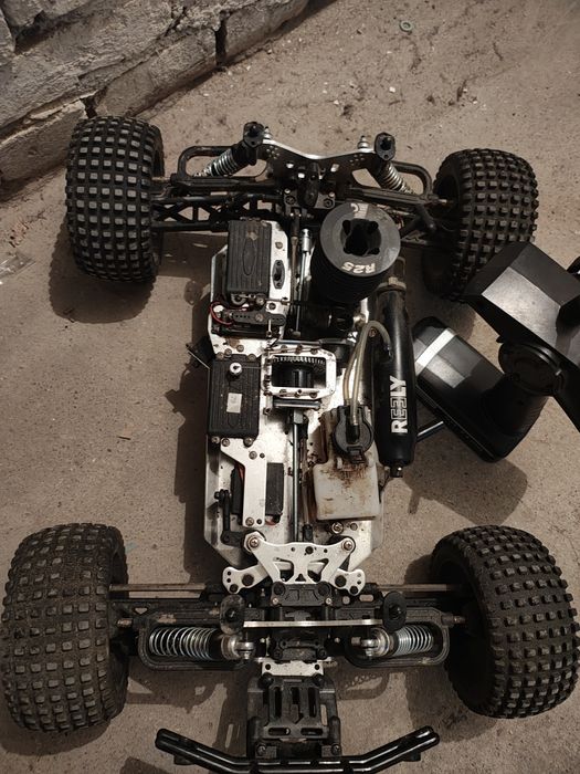 Model rc nitro spalinowy Reely