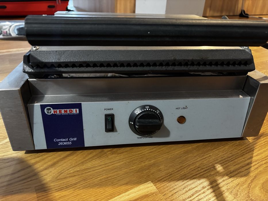 Grill ryflowany Hendi single Panini grill