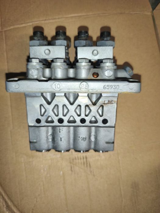 Pompa wtryskowa Kubota V2203