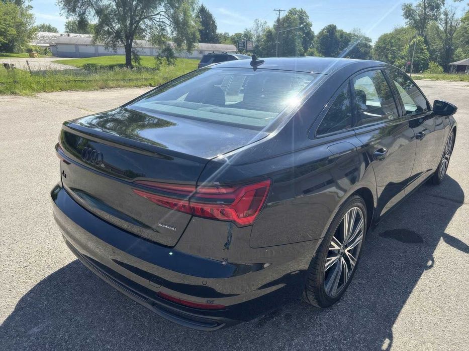 Audi A6 2.0      2023
