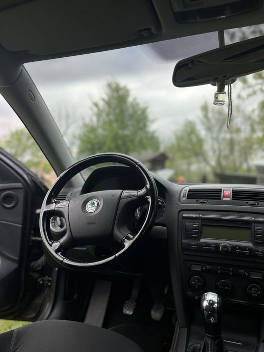 Продаю гарну шкоду! Skoda Octavia a5 1.6 mpi