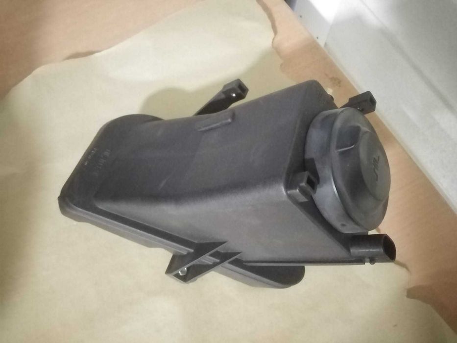 Farol de Nevoeiro Esquerdo NOVO Fiat Punto de 1993