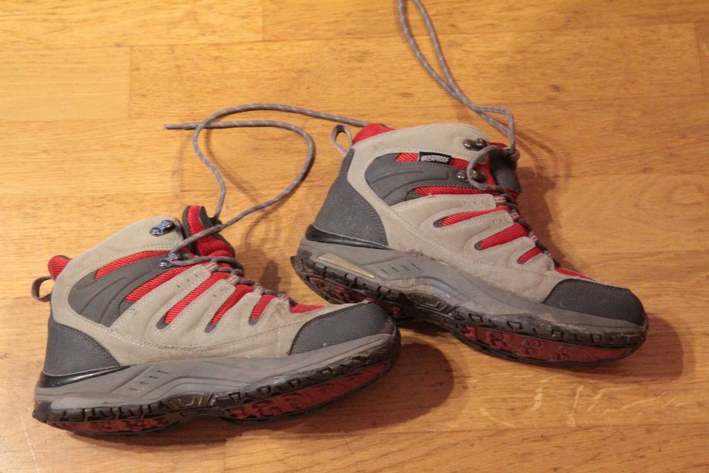 Damskie buty trekkingowe