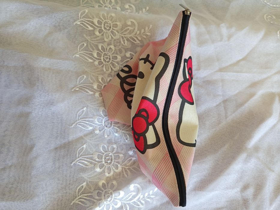 Bolsa de hello Kitty.