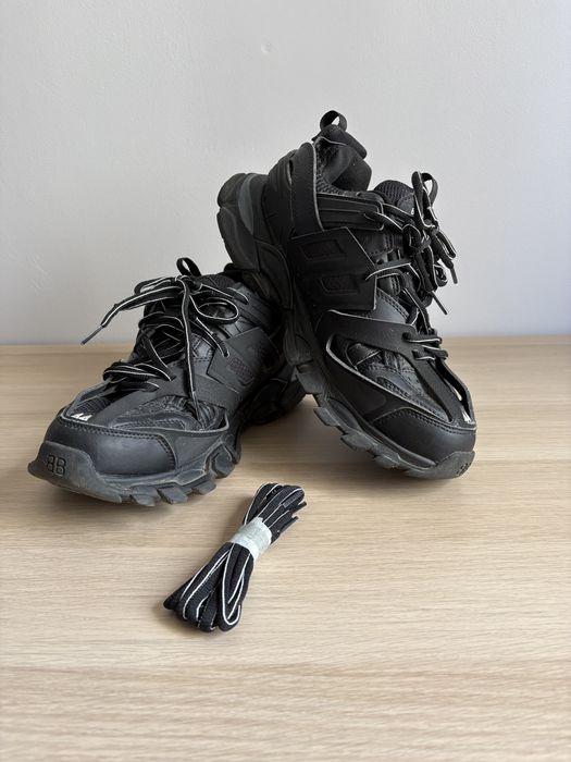 Balenciaga Track