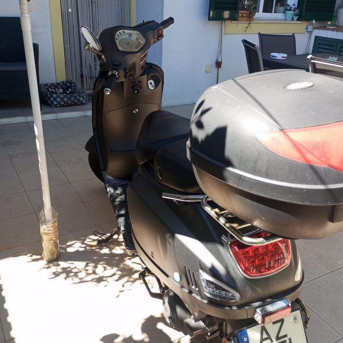 Acelera 125 impecável