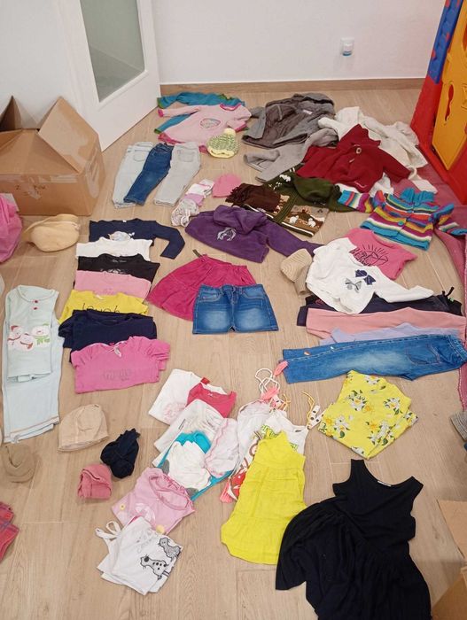 Roupa menina 4/5 anos