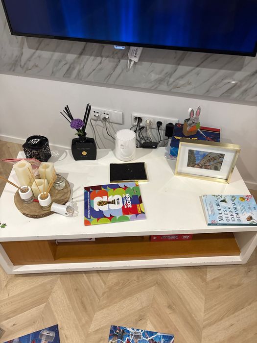 Móvel tv e mesa jantar decoração para sua sala