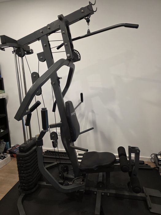 Máquina exercicio multifunções