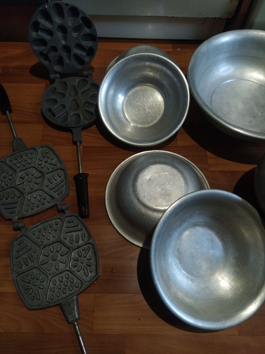 Казан Чугунок Таз Миска Друшляк Друшлаг Ковш Форма для выпечки