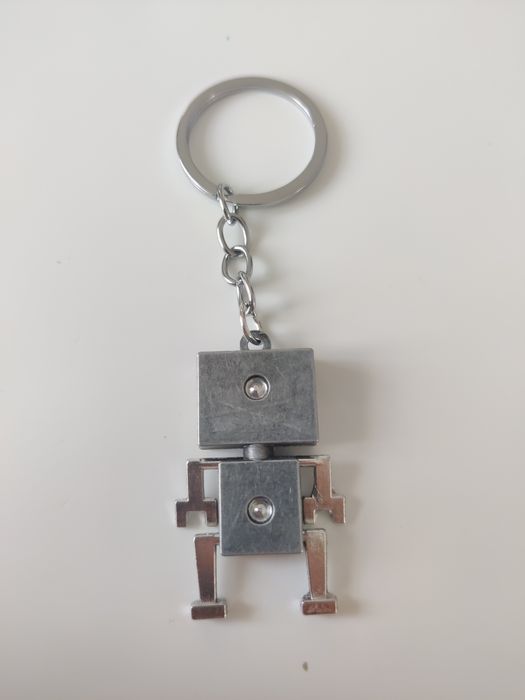Brelok - metalowy robot