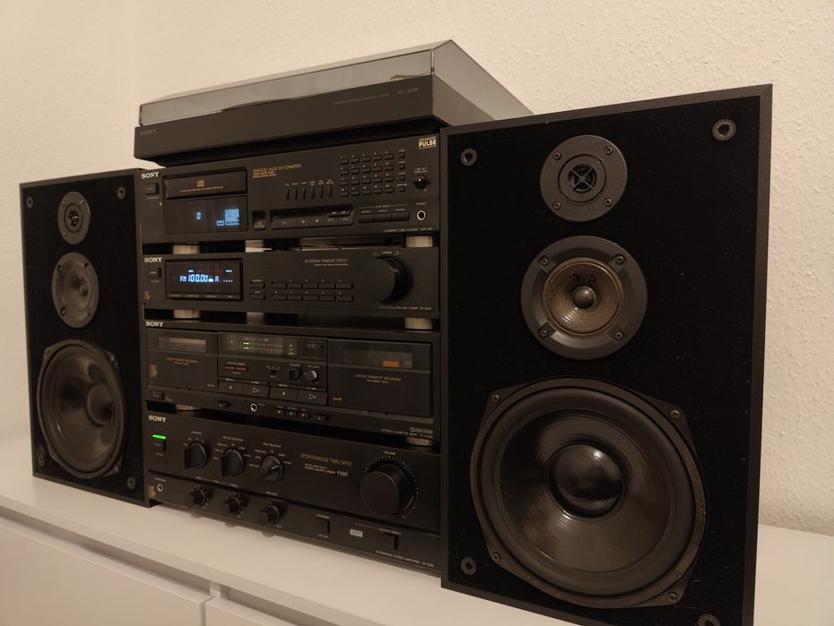 Музыкальный центр SONY