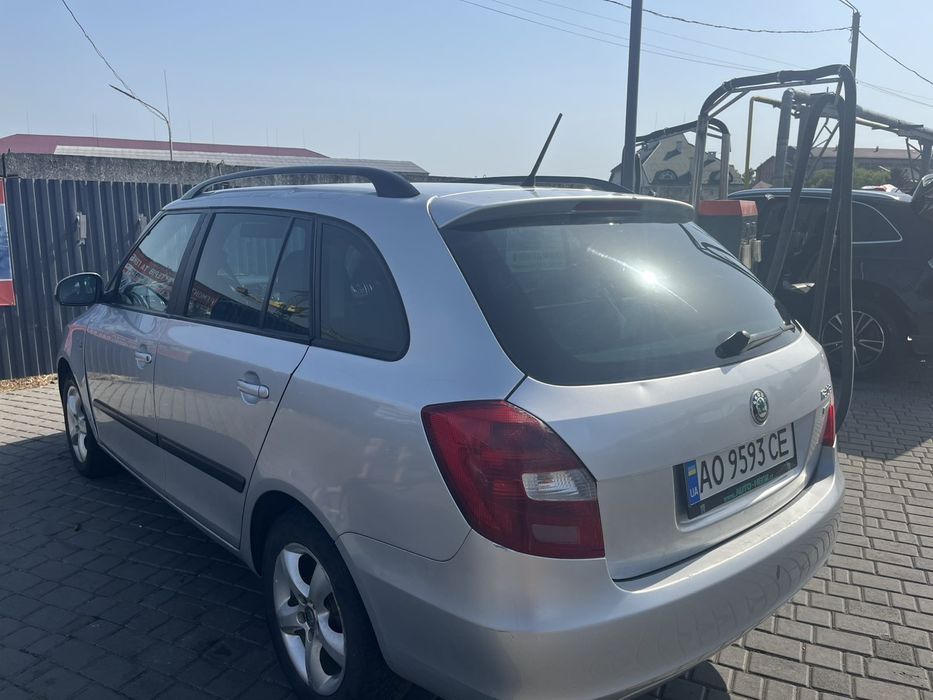 Skoda fabia 1,4 2012 рік