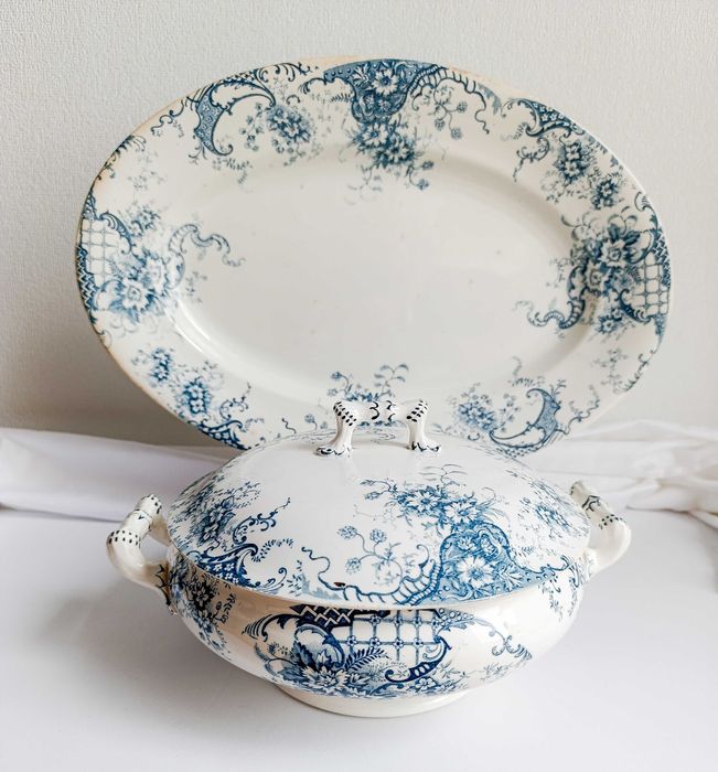 Terrina com Travessa em Faiança